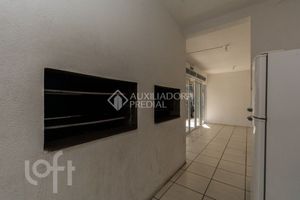 Image 49 - 876557