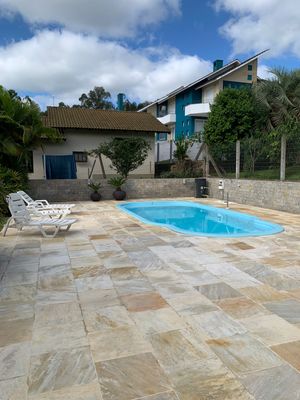 Image 9 - 876560