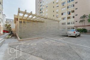 Image 26 - 876562