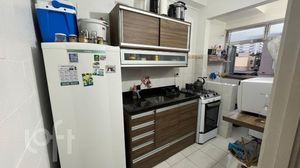 Image 18 - 876562