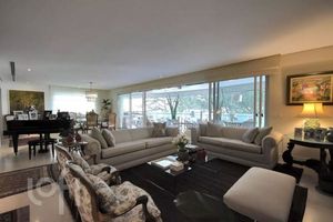 Image 35 - 876563