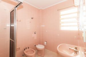 Image 18 - 876565