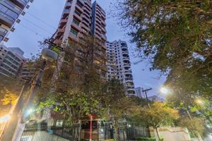 Image 60 - 876566