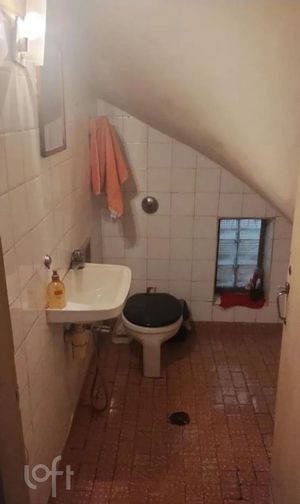 Image 8 - 876570