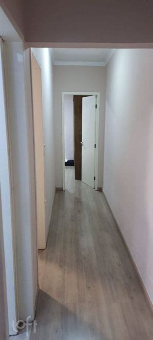Image 12 - 876571