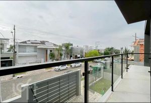 Image 48 - 876572