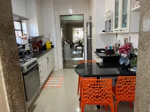 Image 13 - 876573