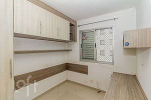 Image 8 - 876577
