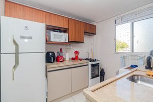 Image 4 - 876581