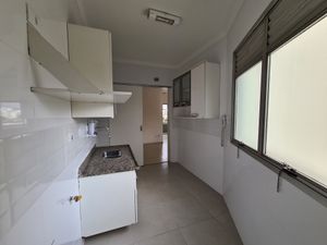Image 7 - 876594