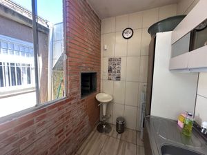 Image 3 - 876595