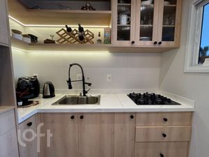 Image 8 - 876598
