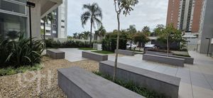 Image 8 - 876599
