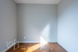 Image 18 - 876600