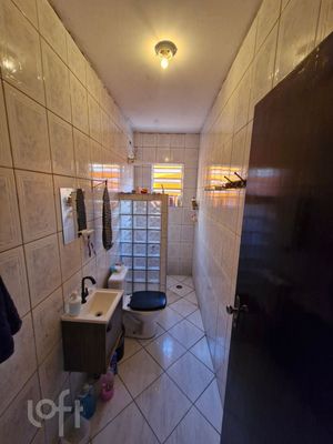 Image 11 - 876601