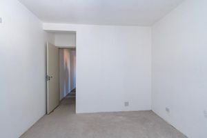 Image 22 - 876620