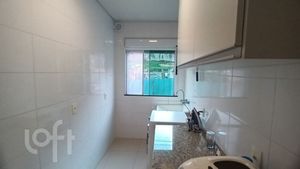 Image 10 - 876622
