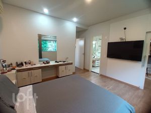 Image 34 - 876622