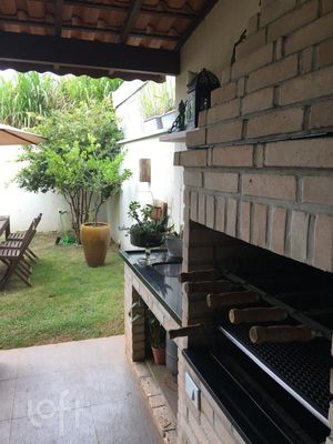 Image 20 - 876623