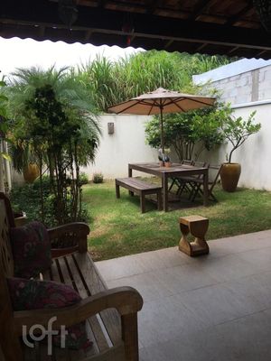 Image 19 - 876623