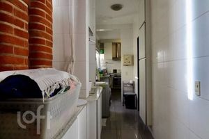 Image 37 - 876626