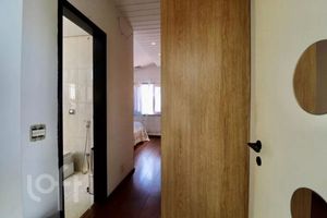 Image 60 - 876626