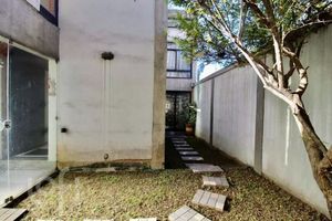 Image 30 - 876626