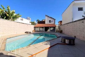 Image 76 - 876626