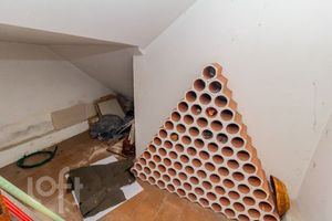 Image 12 - 876627