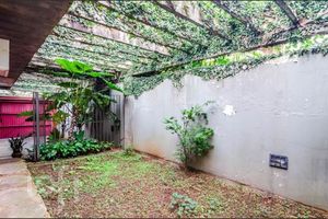 Image 75 - 876636