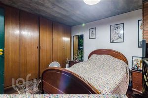 Image 27 - 876636