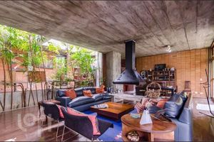 Image 1 - 876636