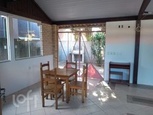 Image 27 - 876640