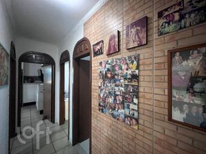 Image 8 - 876640