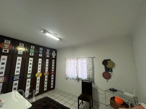 Image 20 - 876640
