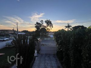 Image 15 - 876640