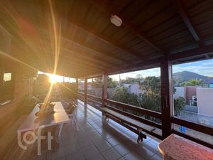 Image 5 - 876640