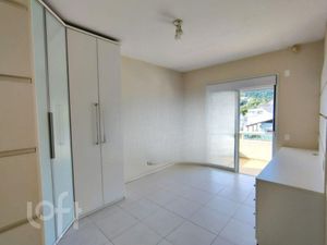 Image 15 - 876647
