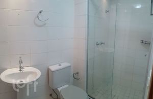 Image 3 - 876649