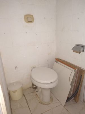 Image 4 - 876651