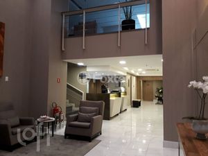 Image 14 - 876661