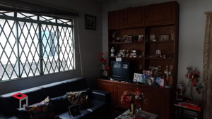 Image 6 - 876680