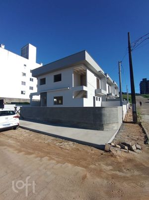 Image 3 - 876682