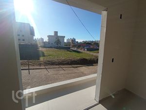 Image 16 - 876682