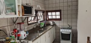 Image 19 - 876691