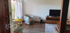 Image 5 - 876691