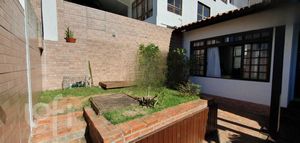 Image 12 - 876691