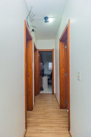 Image 22 - 876692