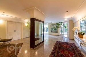 Image 30 - 876694
