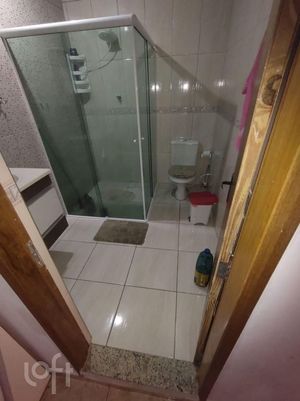 Image 11 - 876702